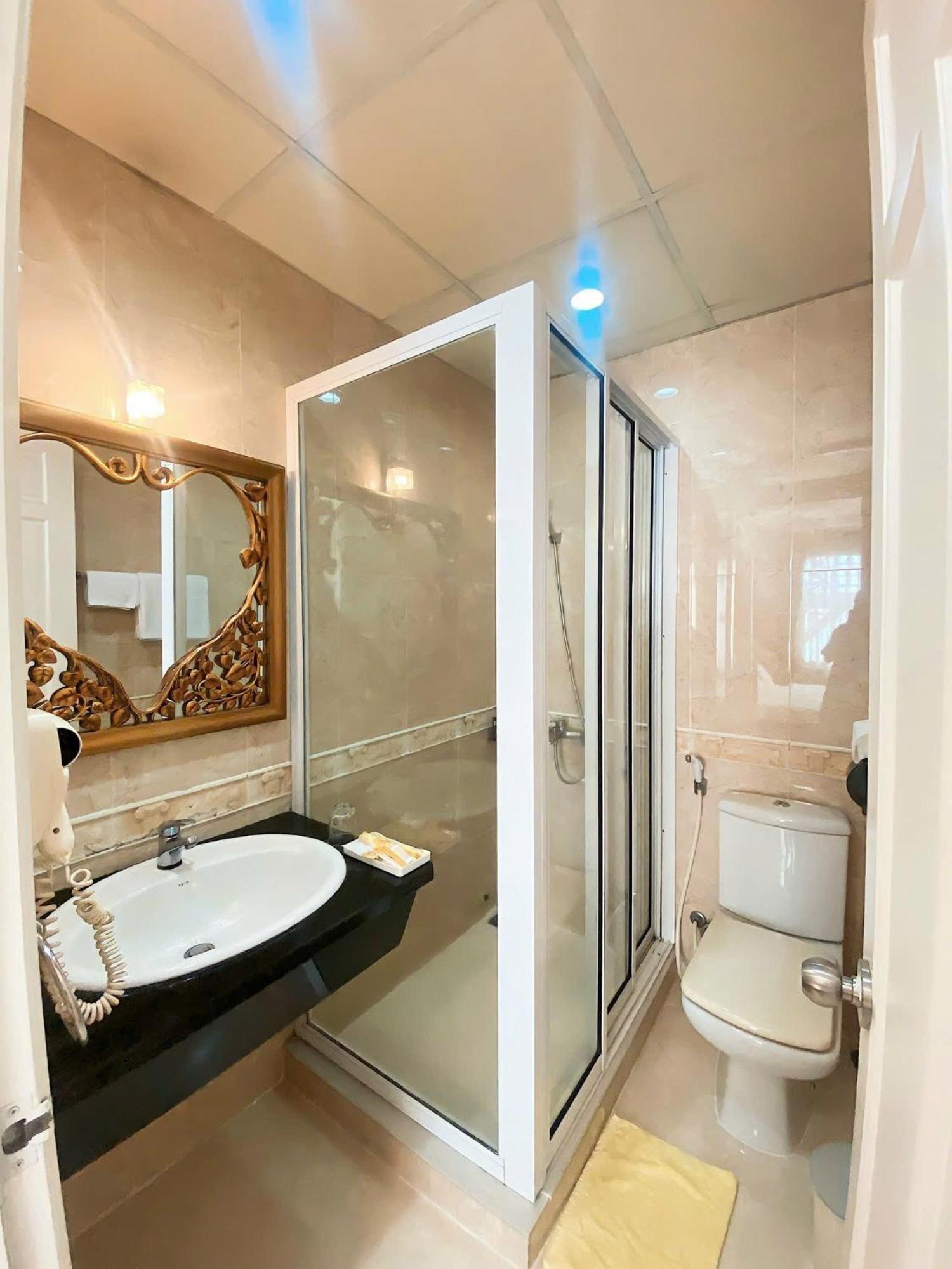 Hoang Thanh Thuy Airport Hotel 2 - Gan Am Thuc Dem Cho Hoang Hoa Tham Ho Chi Minh-byen Eksteriør bilde