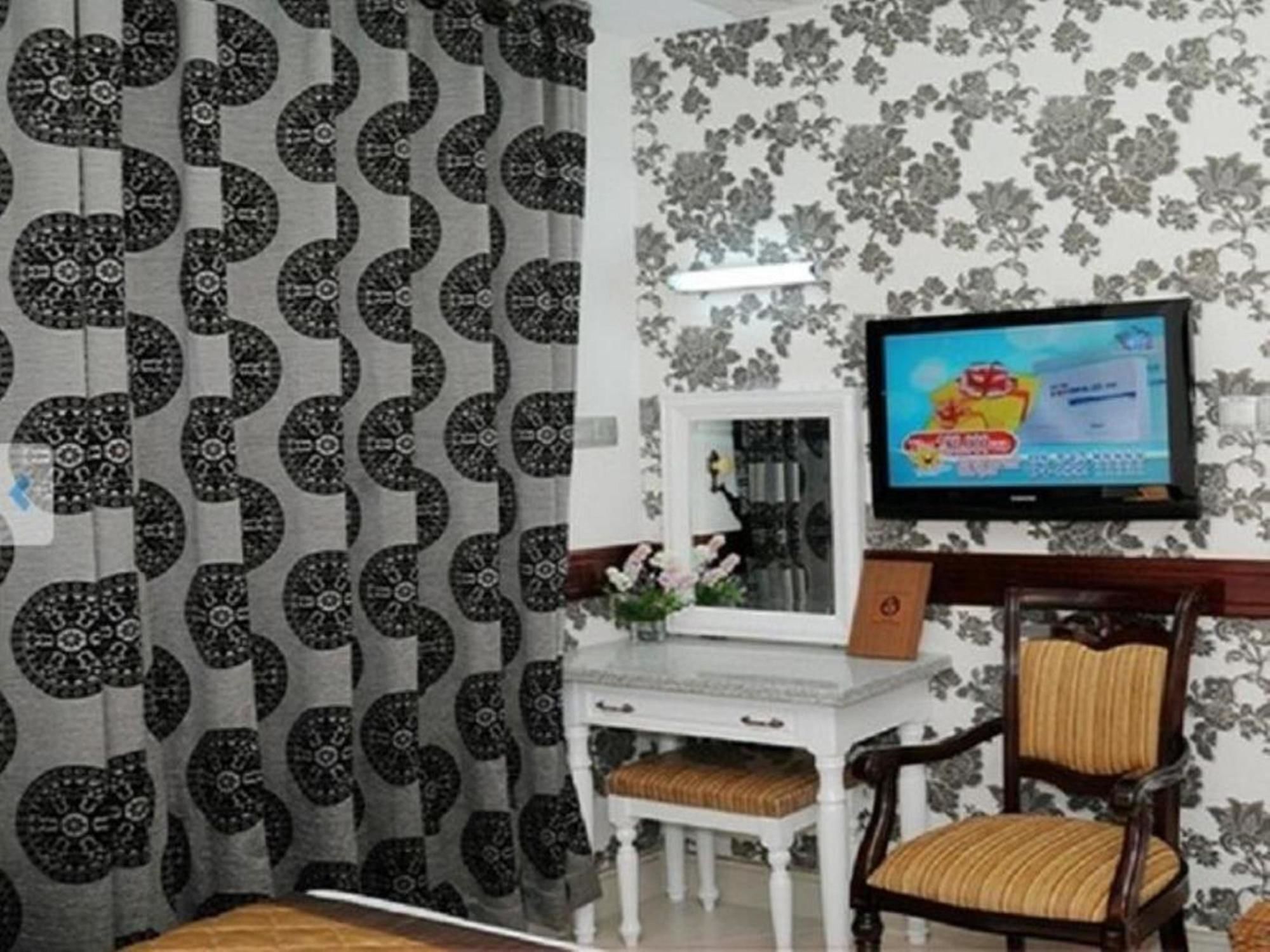 Hoang Thanh Thuy Airport Hotel 2 - Gan Am Thuc Dem Cho Hoang Hoa Tham Ho Chi Minh-byen Eksteriør bilde